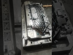 โตโยต้า ฮิลลักซ์ รีโว 2016 TRD สไตล์ คิทร่างกาย