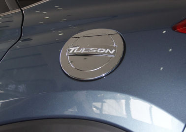 ประเทศจีน อุปกรณ์เสริมสำหรับรถยนต์ที่มีสีโครเมี่ยมสำหรับฝาปิดฝาถังเชื้อเพลิง Hyundai New Tucson 2015 IX35 ผู้ผลิต